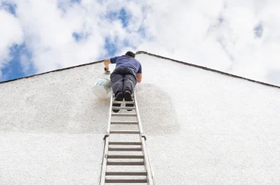 Peinture extérieure à Laurens — façades et ravalement